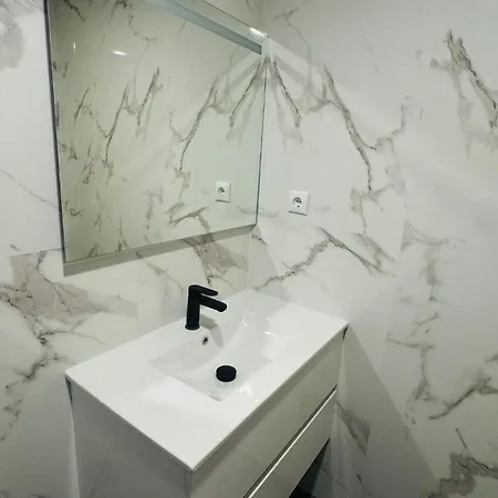 Apartament Near Ubbo In Lisbon Pontinha e Famoes